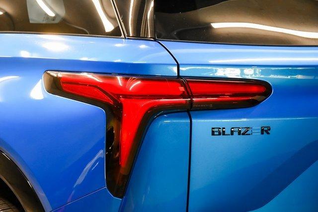 2024 Chevrolet Blazer EV Vehicle Photo in EVERETT, WA 98203-5662