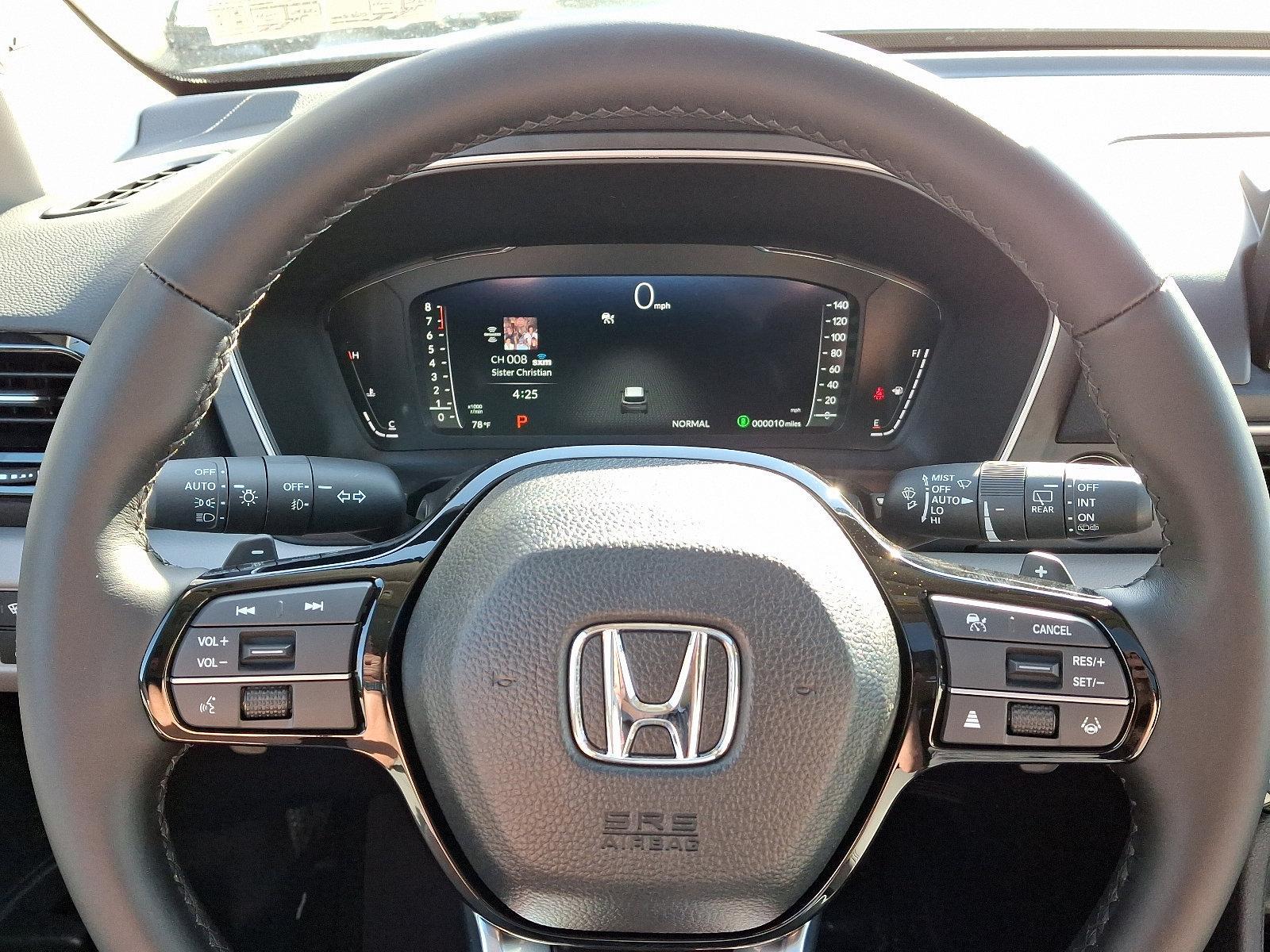 2025 Honda Pilot Vehicle Photo in Harrisburg, PA 17111