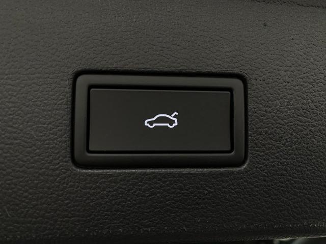 2025 Volkswagen Atlas Vehicle Photo in Appleton, WI 54913