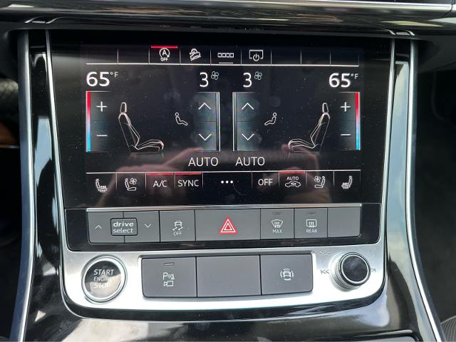 2025 Audi Q8 Vehicle Photo in HOUSTON, TX 77090