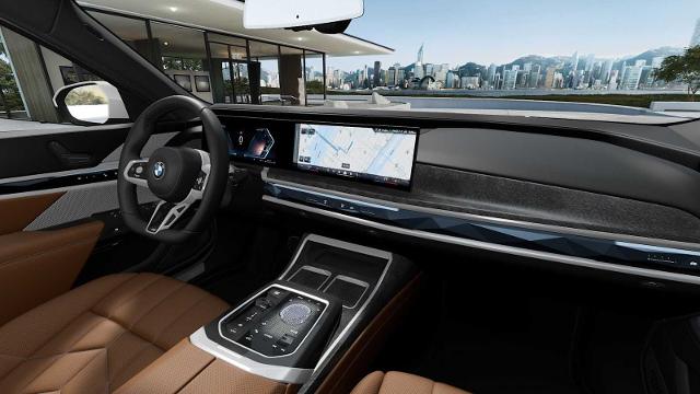 2025 BMW 740i xDrive Vehicle Photo in GRAPEVINE, TX 76051