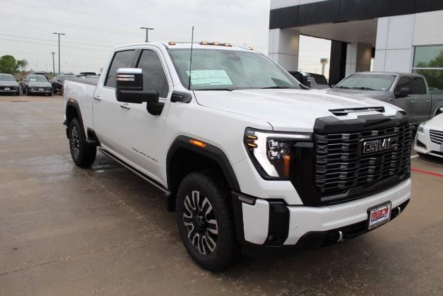 2025 GMC Sierra 2500 HD Vehicle Photo in Greenville, TX 75402