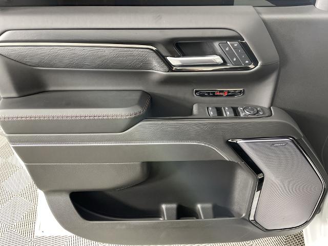 2025 GMC Sierra 1500 Vehicle Photo in GILBERT, AZ 85297-0402