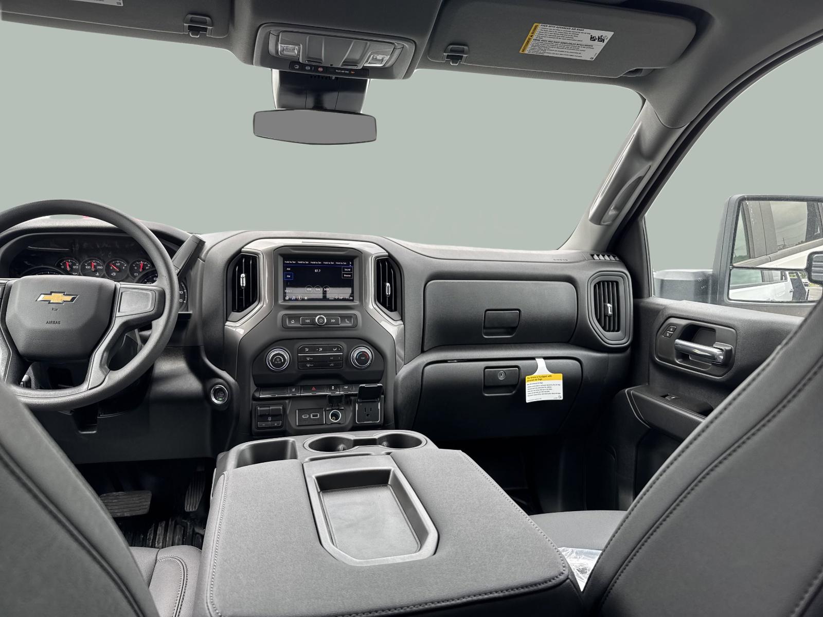 2025 Chevrolet Silverado 3500 HD Chassis Cab Vehicle Photo in GEORGETOWN, TX 78626-7508