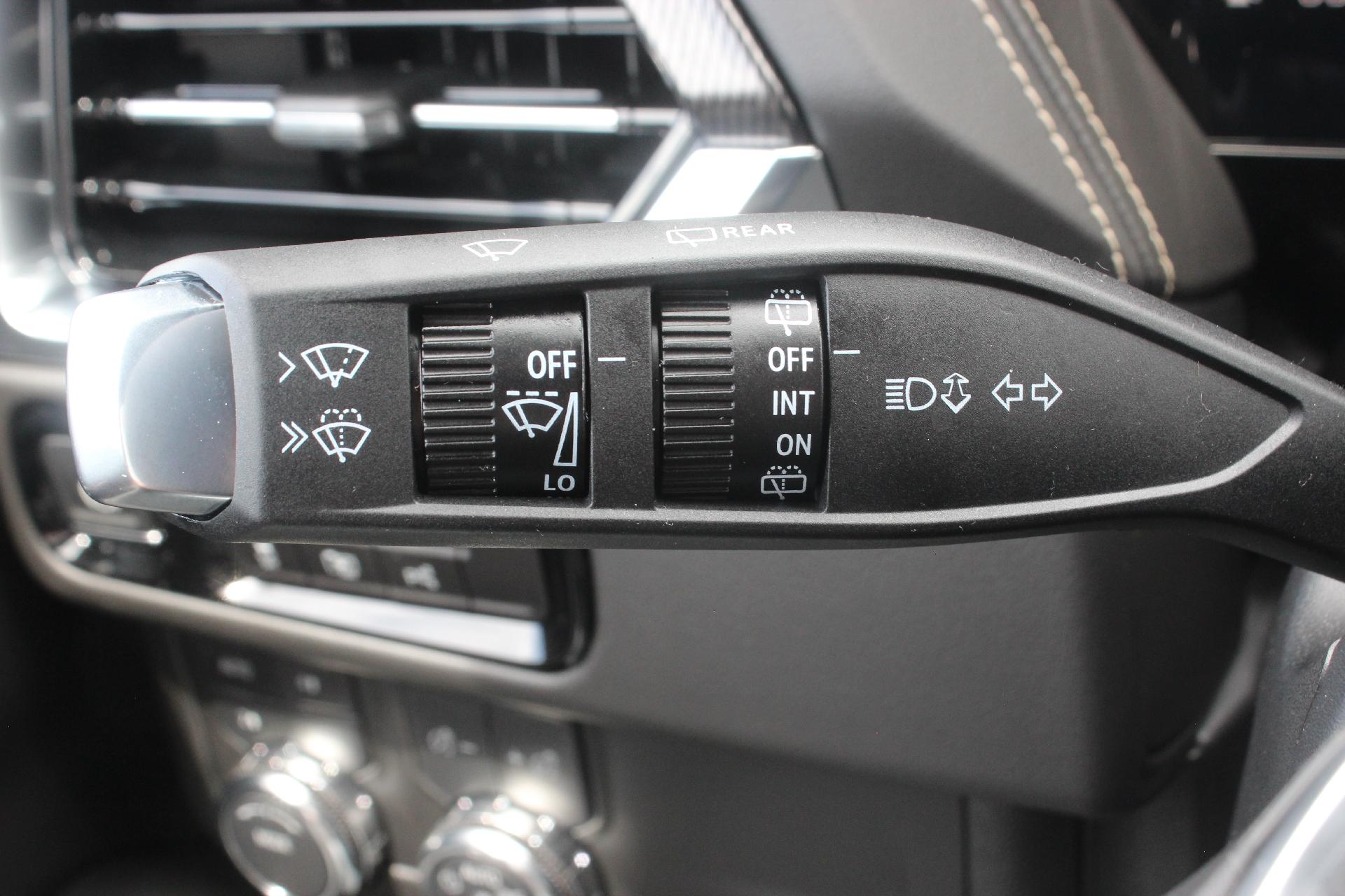 2025 GMC Yukon Vehicle Photo in AURORA, CO 80012-4011