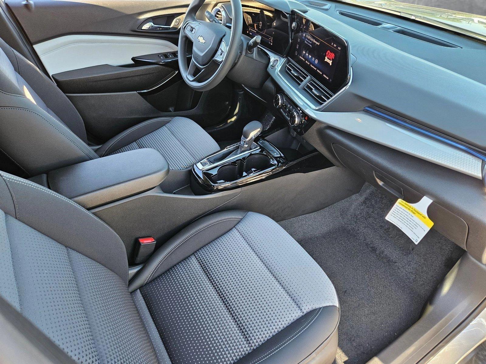 2025 Chevrolet Trax Vehicle Photo in PEORIA, AZ 85382-3715