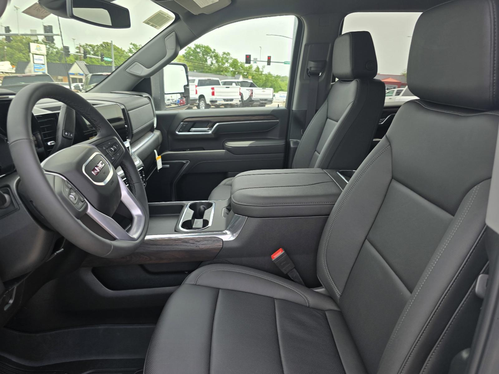 2025 GMC Sierra 2500 HD Vehicle Photo in Rolla, MO 65401