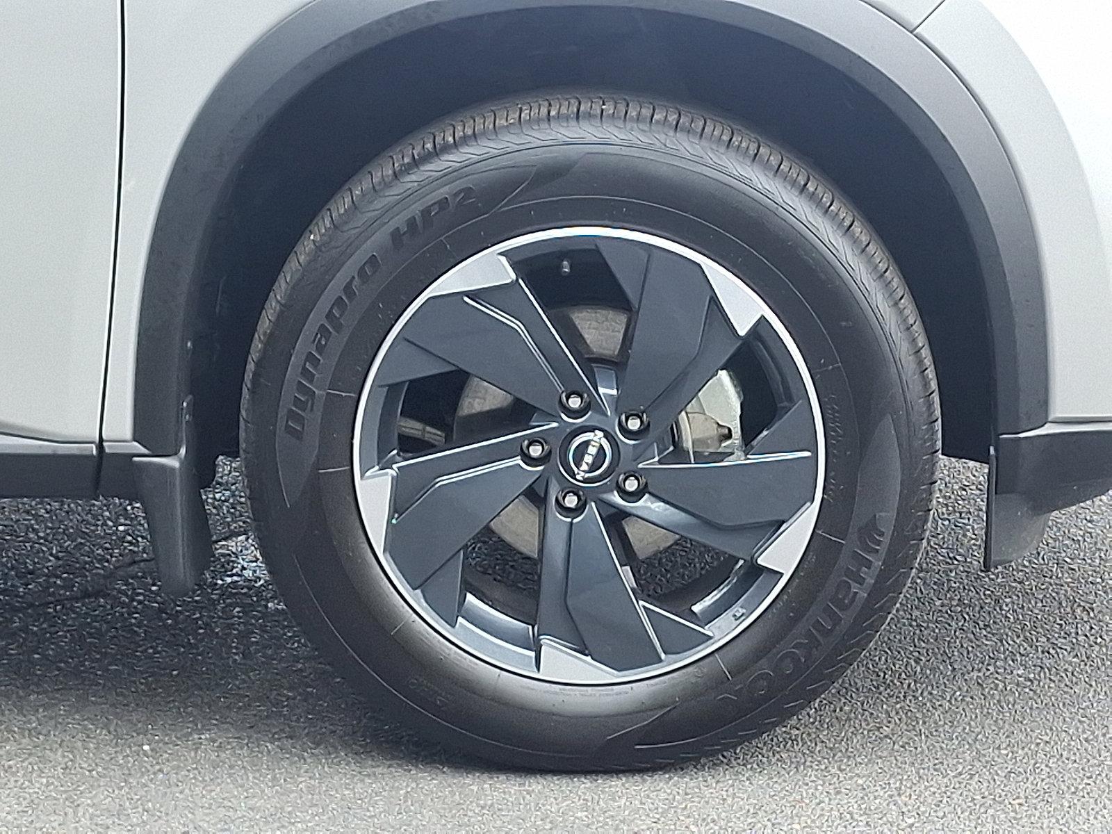 2024 Nissan Rogue Vehicle Photo in Harrisburg, PA 17111-1033