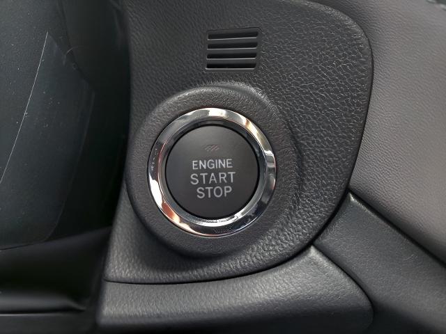 2025 Subaru Outback Vehicle Photo in Green Bay, WI 54304