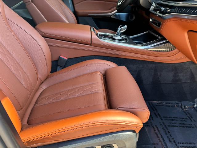 2025 BMW X7 ALPINA XB7 Vehicle Photo in Grapevine, TX 76051