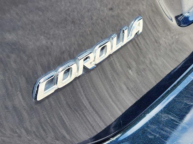 2018 Toyota Corolla Vehicle Photo in DENTON, TX 76210-9321