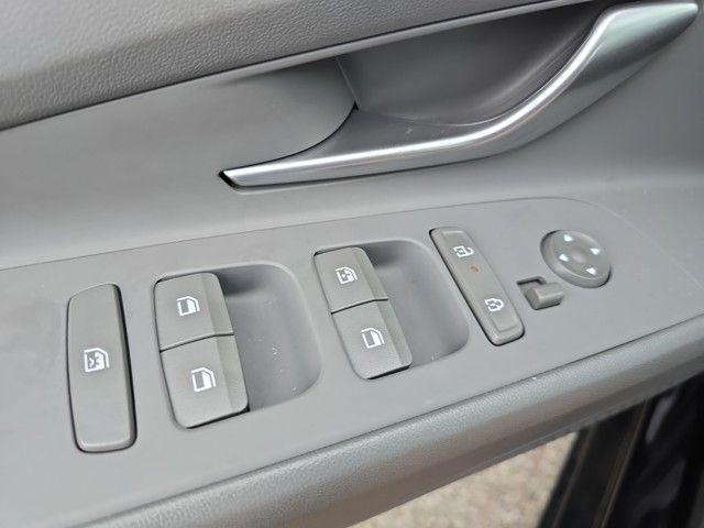 2024 Hyundai ELANTRA Vehicle Photo in Pleasant Hills, PA 15236
