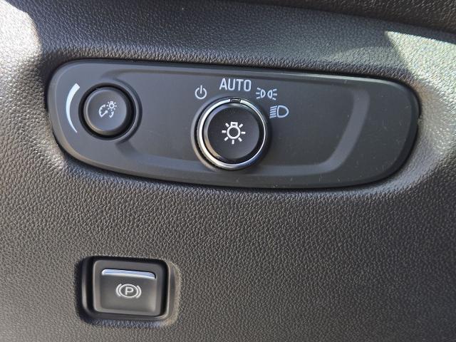 2019 Chevrolet Blazer Vehicle Photo in Weatherford, TX 76087