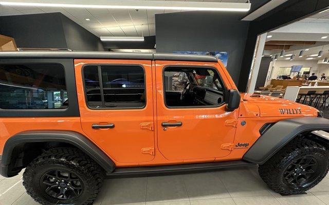 2025 Jeep Wrangler 4xe Vehicle Photo in Doylsetown, PA 18901