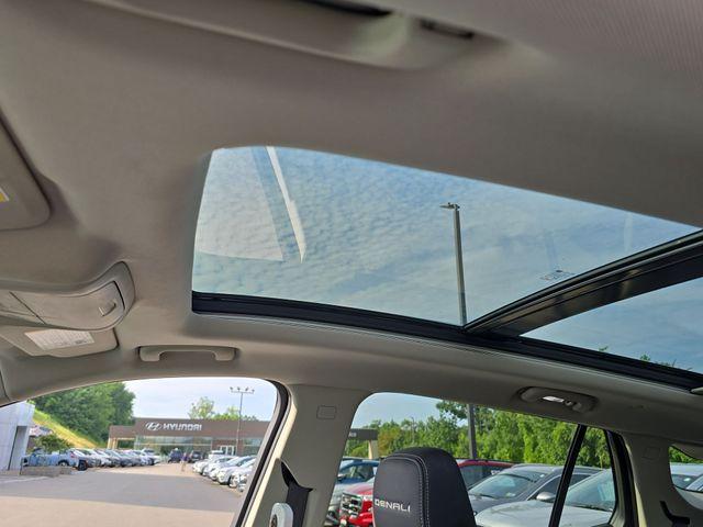 2023 GMC Terrain Vehicle Photo in Pleasant Hills, PA 15236