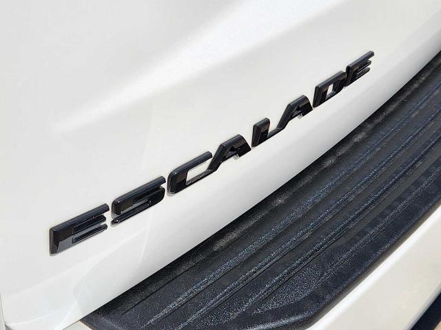 2024 Cadillac Escalade Vehicle Photo in DENTON, TX 76210-9321
