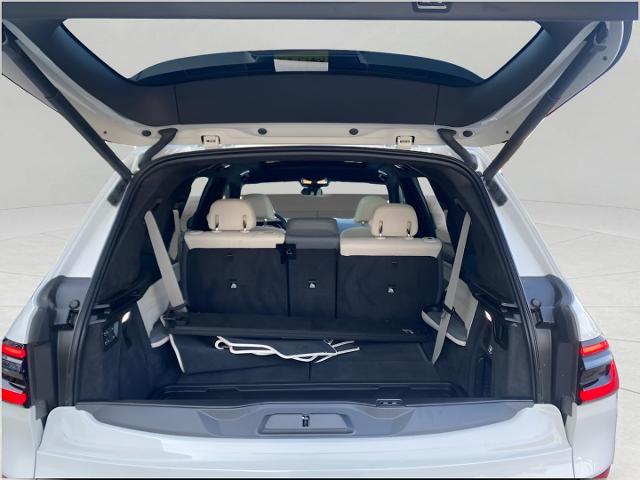 2024 BMW X7 Vehicle Photo in APPLETON, WI 54914-8833