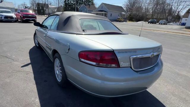 2004 Chrysler Sebring Vehicle Photo in MASSENA, NY 13662-2255