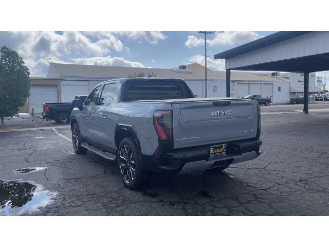 2024 GMC Sierra EV Vehicle Photo in TURLOCK, CA 95380-4918