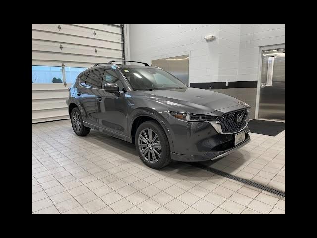 2025 Mazda CX-5 Vehicle Photo in Green Bay, WI 54304