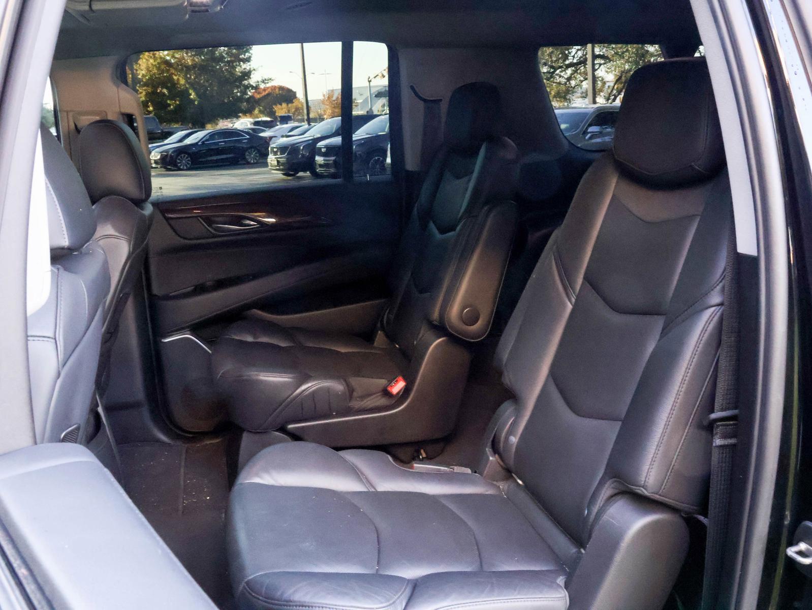 2019 Cadillac Escalade ESV Vehicle Photo in DALLAS, TX 75209-3095