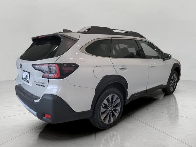 2025 Subaru Outback Vehicle Photo in Green Bay, WI 54304