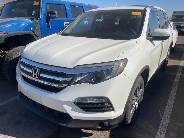 2017 Honda Pilot Vehicle Photo in GOODYEAR, AZ 85338-1310