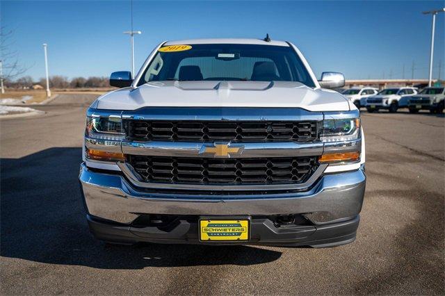 Used 2019 Chevrolet Silverado 1500 LD LT with VIN 2GCVKPECXK1111822 for sale in Willmar, Minnesota