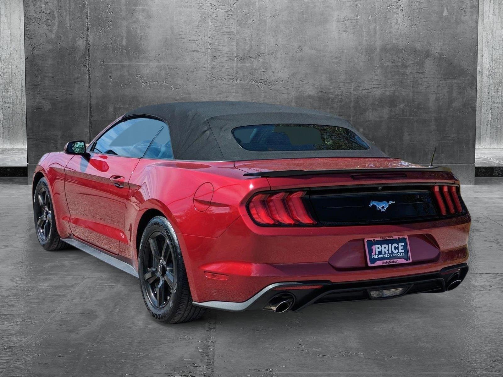 2018 Ford Mustang Vehicle Photo in Sarasota, FL 34231