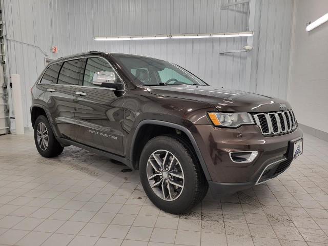 2017 Jeep Grand Cherokee Vehicle Photo in Neenah, WI 54956