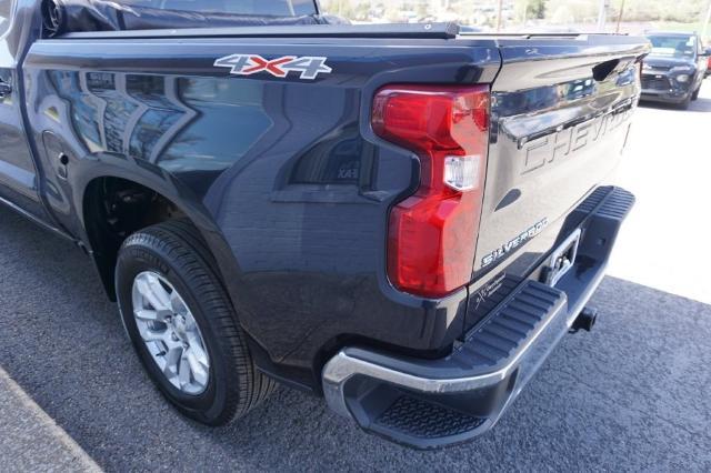 2022 Chevrolet Silverado 1500 Vehicle Photo in FAIRMONT, WV 26554-2318