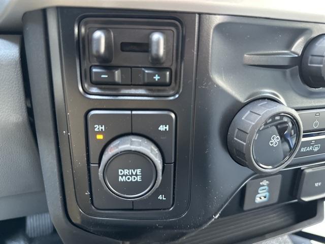 2025 Ford Super Duty F-550 DRW Vehicle Photo in Webster, MA 01570-1415