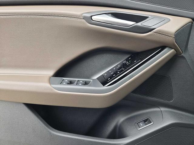 2025 Audi Q6 e-tron Vehicle Photo in SUGAR LAND, TX 77478