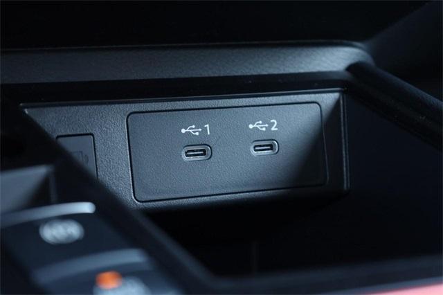 2025 Nissan Kicks Vehicle Photo in Hazelwood, MO 63042