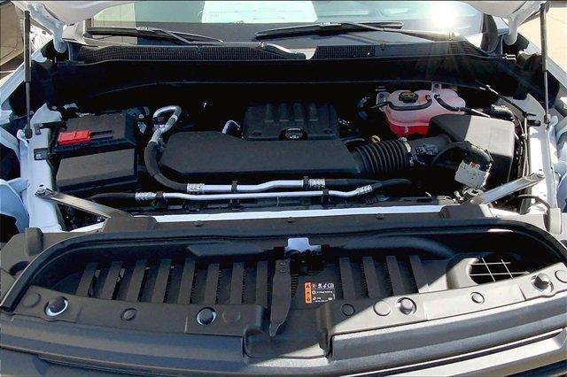 2025 Chevrolet Silverado 1500 Vehicle Photo in TOPEKA, KS 66609-0000