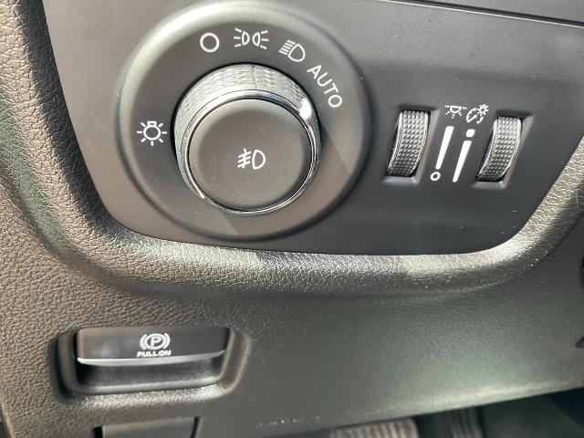 2023 Jeep Grand Cherokee L Vehicle Photo in Kaukauna, WI 54130