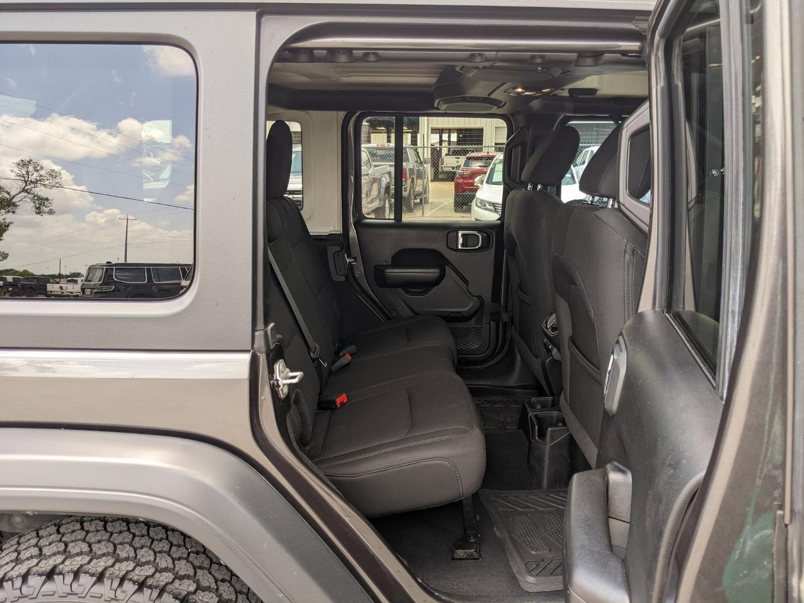 2019 Jeep Wrangler Unlimited Vehicle Photo in Seguin, TX 78155