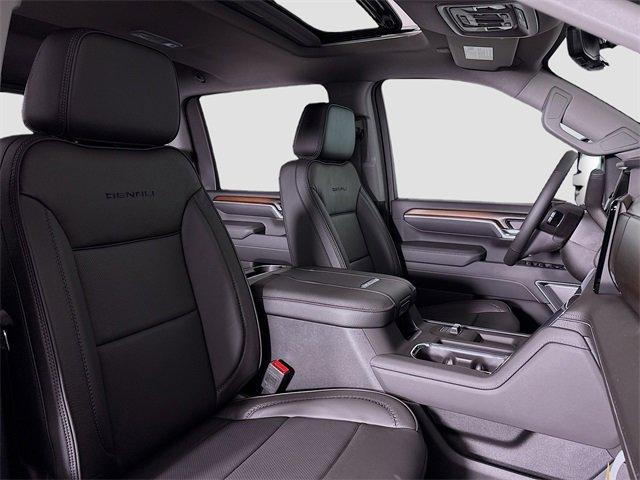 2025 GMC Sierra 3500 HD Vehicle Photo in PUYALLUP, WA 98371-4149