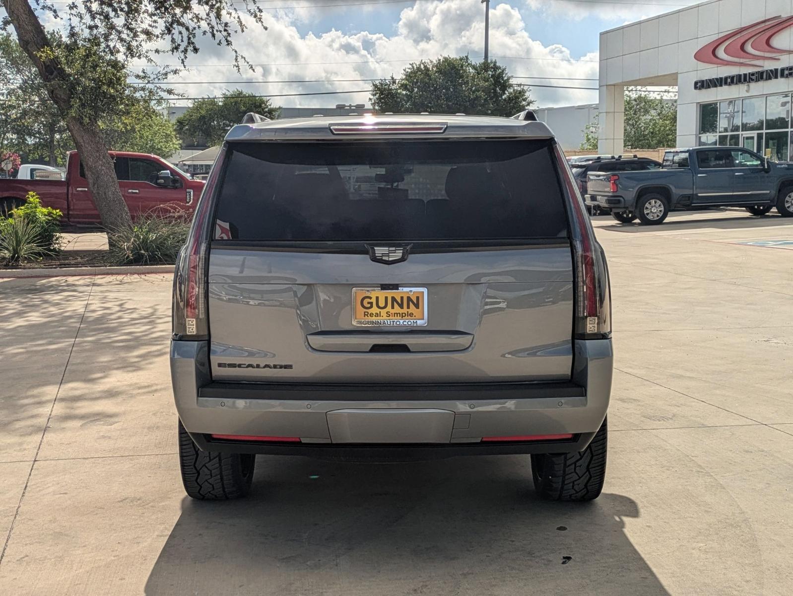 2020 Cadillac Escalade Vehicle Photo in SELMA, TX 78154-1460