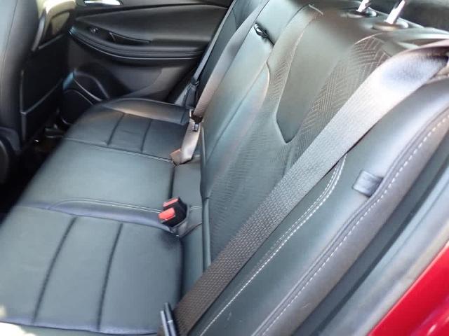 2022 Buick Encore GX Vehicle Photo in ZELIENOPLE, PA 16063-2910