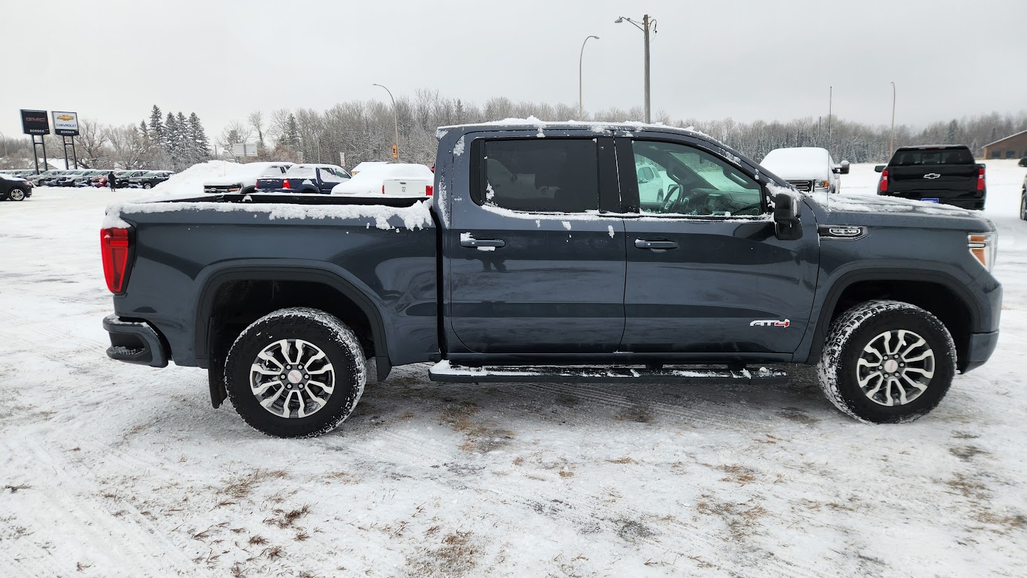 View vehicle photo 6