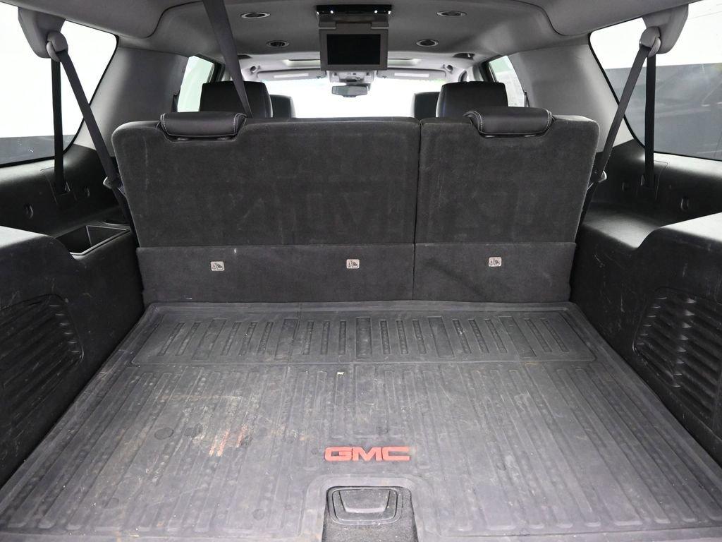 2018 GMC Yukon XL Vehicle Photo in Cedar Rapids, IA 52402