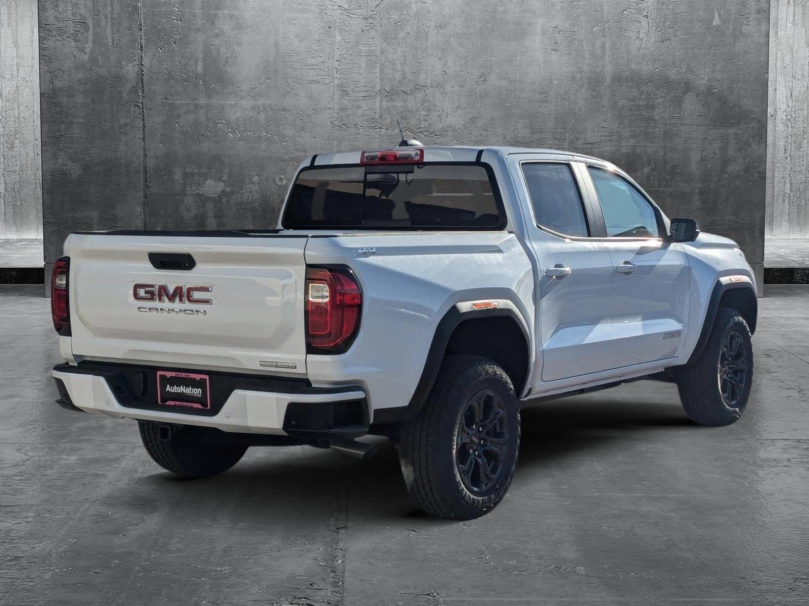 2024 GMC Canyon Vehicle Photo in LONE TREE, CO 80124-2750