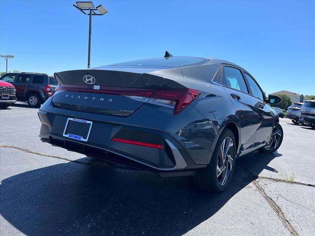 2024 Hyundai ELANTRA Vehicle Photo in Shiloh, IL 62269