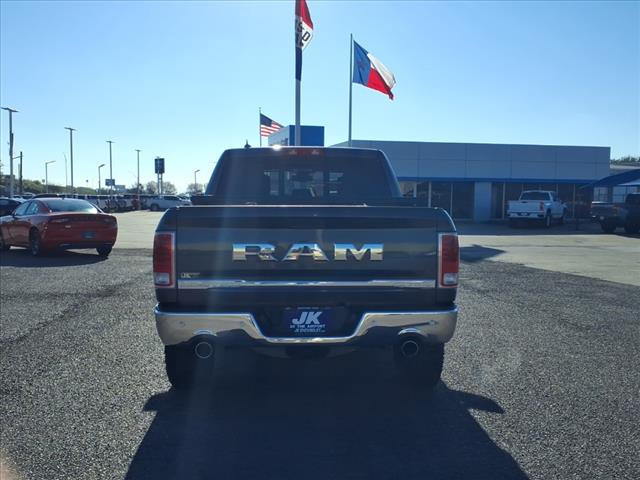 2017 Ram 1500 Vehicle Photo in NEDERLAND, TX 77627-8017