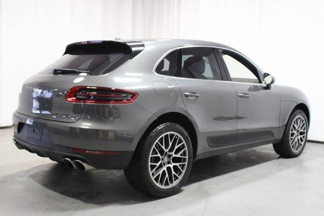 2016 Porsche Macan S photo 11