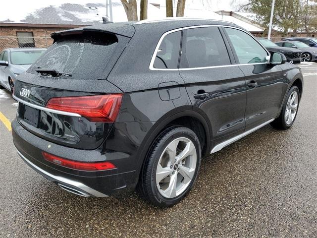 2022 Audi Q5 Premium Plus photo 5