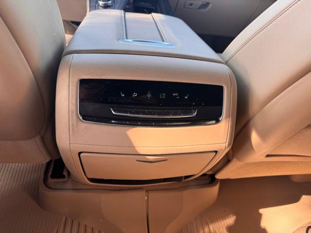 2023 Cadillac Escalade Vehicle Photo in DELRAY BEACH, FL 33483-3294