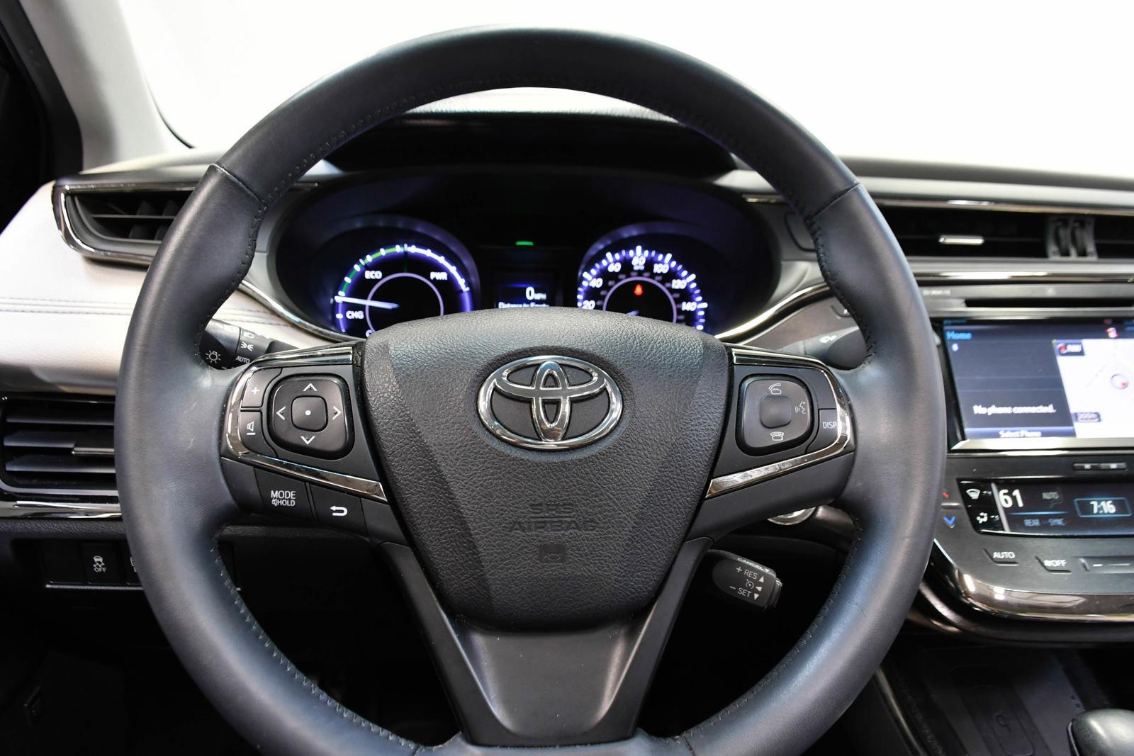 2016 Toyota Avalon Hybrid Vehicle Photo in DALLAS, TX 75235