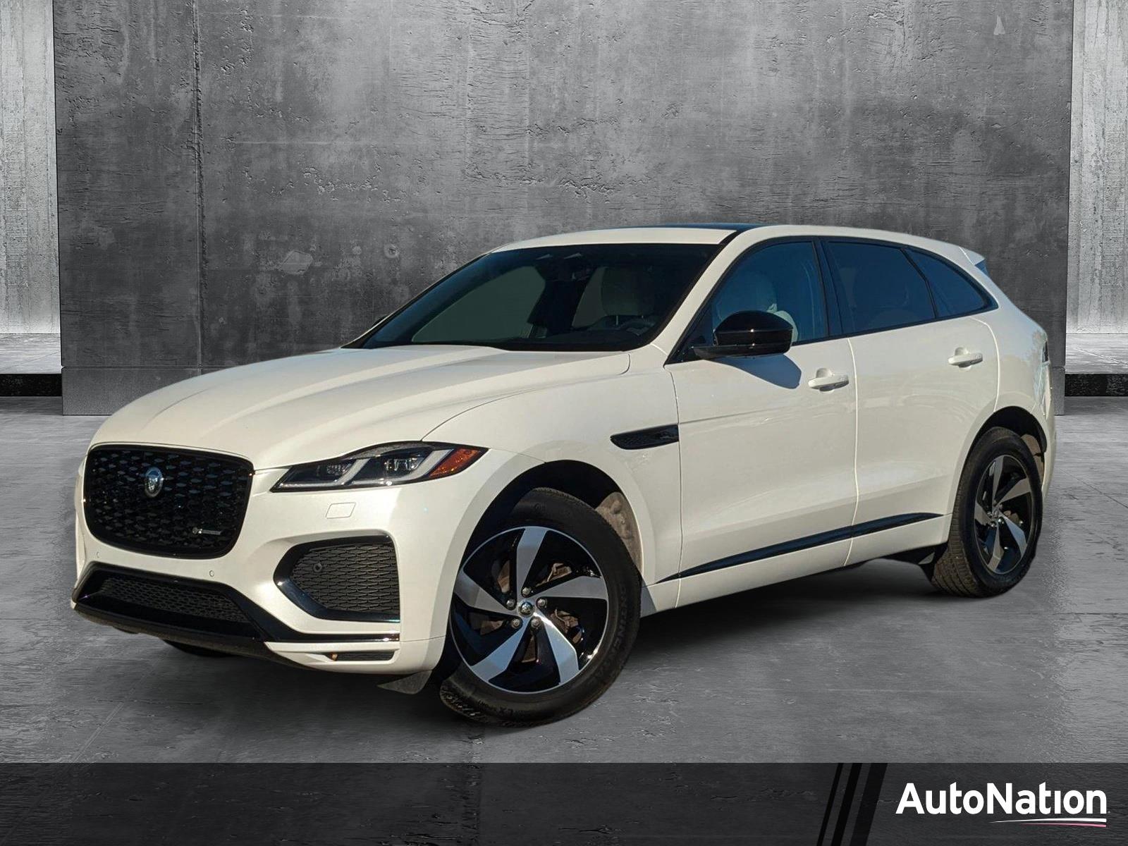 2024 Jaguar F-PACE Vehicle Photo in Sarasota, FL 34231